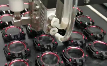 深圳***科技有限公司91香蕉视频APP下载网站在手表表壳的点胶应用